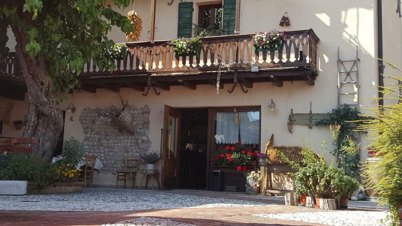 Hotel Al Fienile Orzano Exterior foto